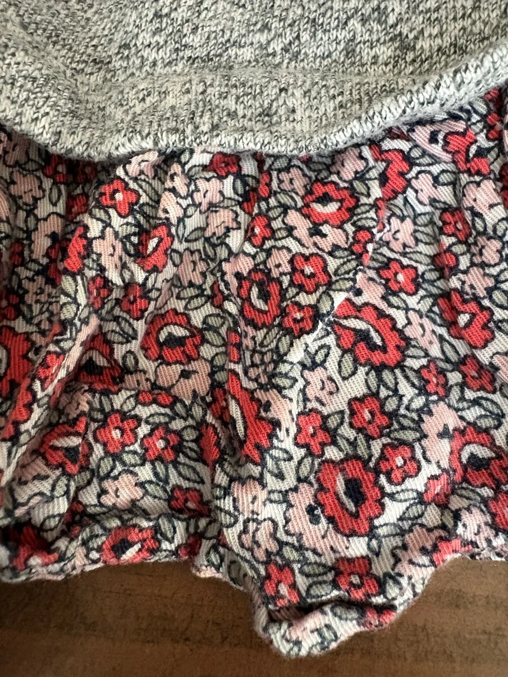 Baby GAP long sleeve sweater top with Peterpan collar